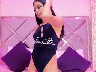 Beaar-Mel fully nude on Live Sex Chat