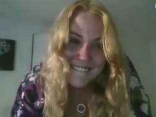 FoxyForest fully nude on Live Sex Chat