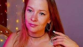 KylieValerie fully nude on Live Sex Chat