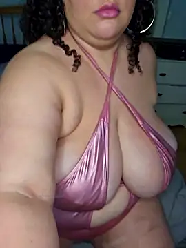 VoluptuousVictoriaa nude on webcam for live sex chat