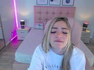 zoe-jones13 fully nude on Live Sex Chat