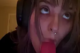 charliegoodss nude on webcam for live sex chat