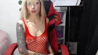 Linlin fully nude on Live Sex Chat