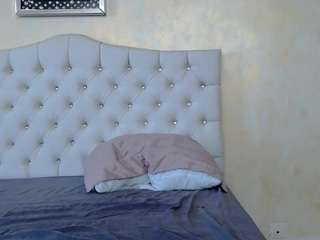 MelinaMilani fully nude on Live Sex Chat