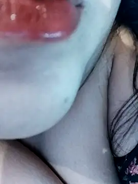 Srishtijain51 nude on webcam for live sex chat