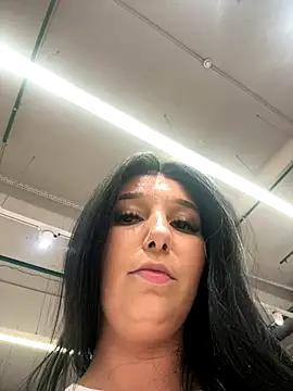 Tisha_Busty nude on webcam for live sex chat
