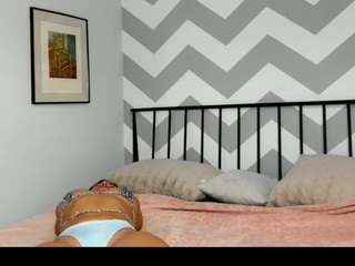 VanessaWin fully nude on Live Sex Chat