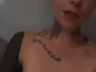 Daisy fully nude on Live Sex Chat