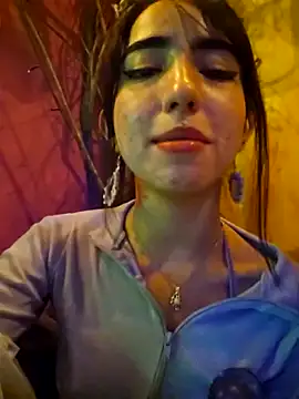 Gaia_C nude on webcam for live sex chat