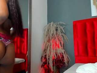 kariinafoxx fully nude on Live Sex Chat