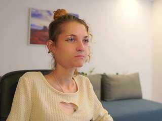 kittycaitlin4u fully nude on Live Sex Chat