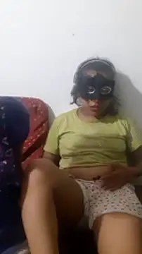 lovrose nude on webcam for live sex chat
