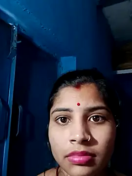 Nisha_Cute nude on webcam for live sex chat