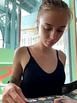 enjoy_my_beauty nude on webcam for live sex chat