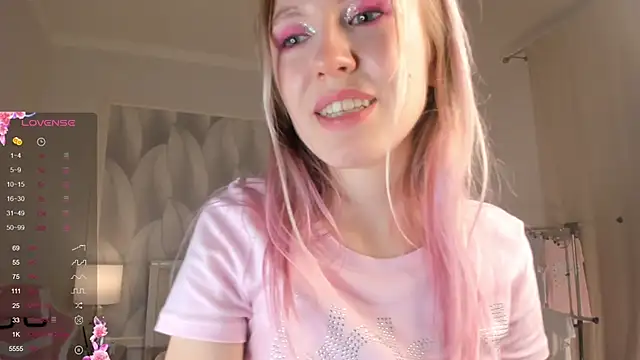 FreyaChambers nude on webcam for live sex chat
