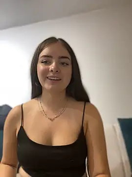 imlindapink nude on webcam for live sex chat