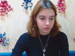 LettyCurly fully nude on Live Sex Chat