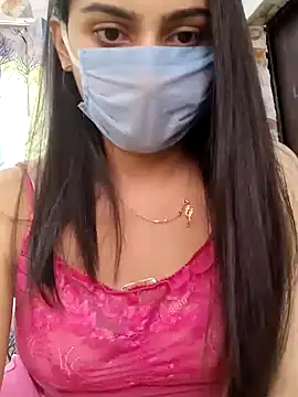 Mylovesana nude on webcam for live sex chat
