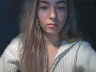 RosieJune fully nude on Live Sex Chat