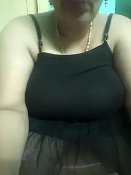 tamilniranjana nude on webcam for live sex chat