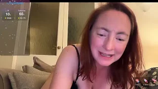 LouiseTswing nude on webcam for live sex chat