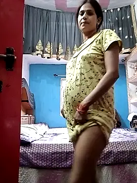 Noughty_Bhabhi nude on webcam for live sex chat