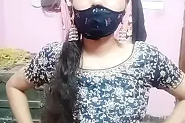 Cute-Simmi nude on webcam for live sex chat