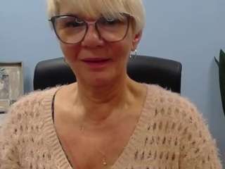 LilianHeart fully nude on Live Sex Chat