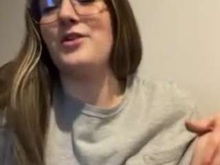 Miss Gemini fully nude on Live Sex Chat