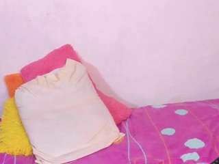 niagirl22 fully nude on Live Sex Chat