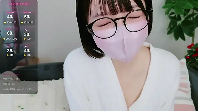 Suzu_chan_o0 nude on webcam for live sex chat