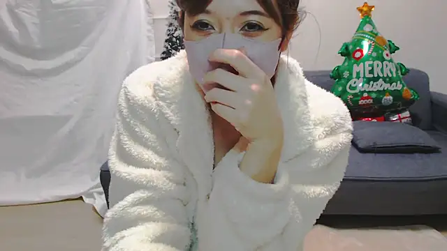 yooooo-chandesu nude on webcam for live sex chat