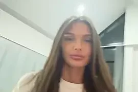 dreamgirls100 nude on webcam for live sex chat