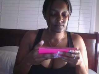 HoneyxChocolate fully nude on Live Sex Chat