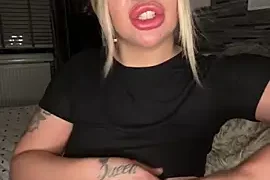 Lilly-Love nude on webcam for live sex chat