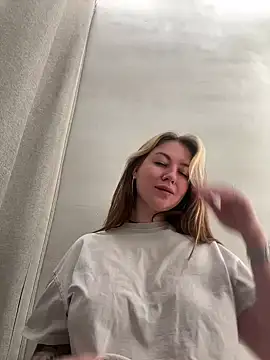 MayaMystic nude on webcam for live sex chat