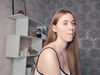 Cheerfulmona fully nude on Live Sex Chat
