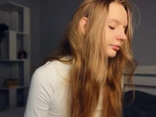 EdytDowdey fully nude on Live Sex Chat