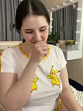Katie_Meow nude on webcam for live sex chat