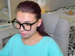 ShelbieRa fully nude on Live Sex Chat