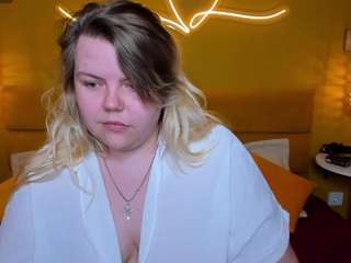 AsmiKeyn fully nude on Live Sex Chat