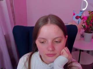Erin-Patton fully nude on Live Sex Chat
