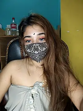 Priyanka-1 nude on webcam for live sex chat