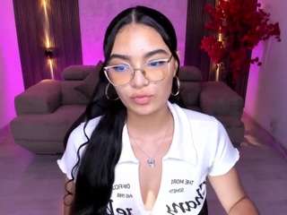 violet-aspen fully nude on Live Sex Chat