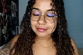 VitoriaFernandes nude on webcam for live sex chat