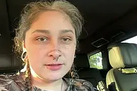 Alix_Valentine nude on webcam for live sex chat