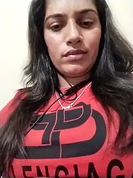 CUTETANIYA nude on webcam for live sex chat