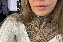 Elenascrib nude on webcam for live sex chat