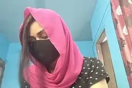 Tanisha-1 nude on webcam for live sex chat