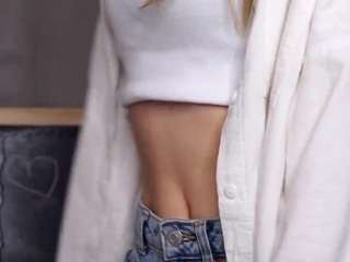 AlbertaGossett fully nude on Live Sex Chat